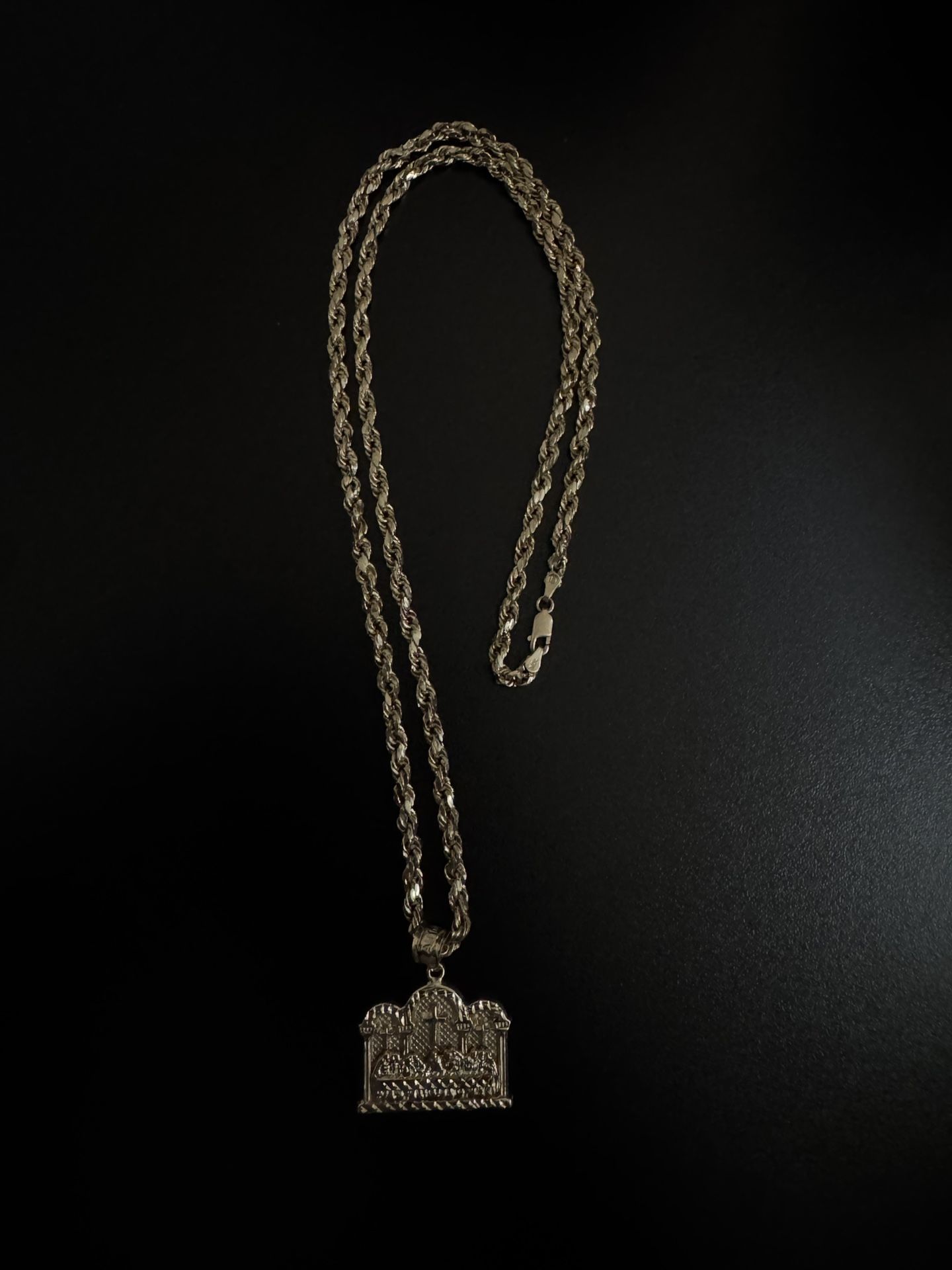 10k Gold Rope Chain With Pendant