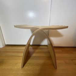 Capelli Stools By Herman Miller (2012) Designed By Carol Catalano Set Of 4 Rare