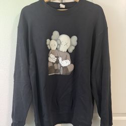 KAWS X UNIQLO UT Companion Long Sleeve Sweatshirt Size Large