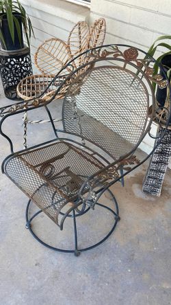 Out doors chairs "very heavy"