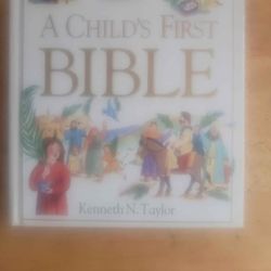 A CHILDS FIRST BIBLE 