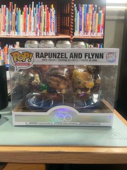 Funko Pop Moment Tangled Rapunzel And Flynn #1324
