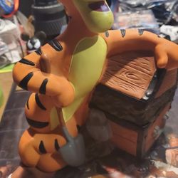 Vintage Disney TIGGER coin Bank Great Condition For $20