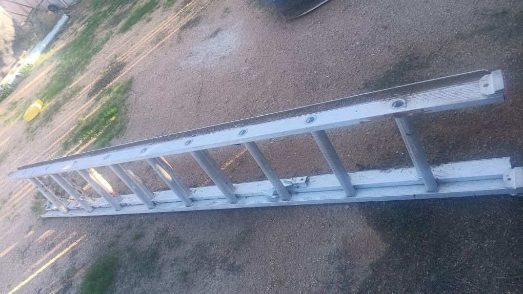 16 Ft Ladder 