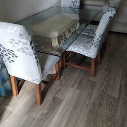 Table 3/8 Thickness GREAT CONDITION . URGENT SALE