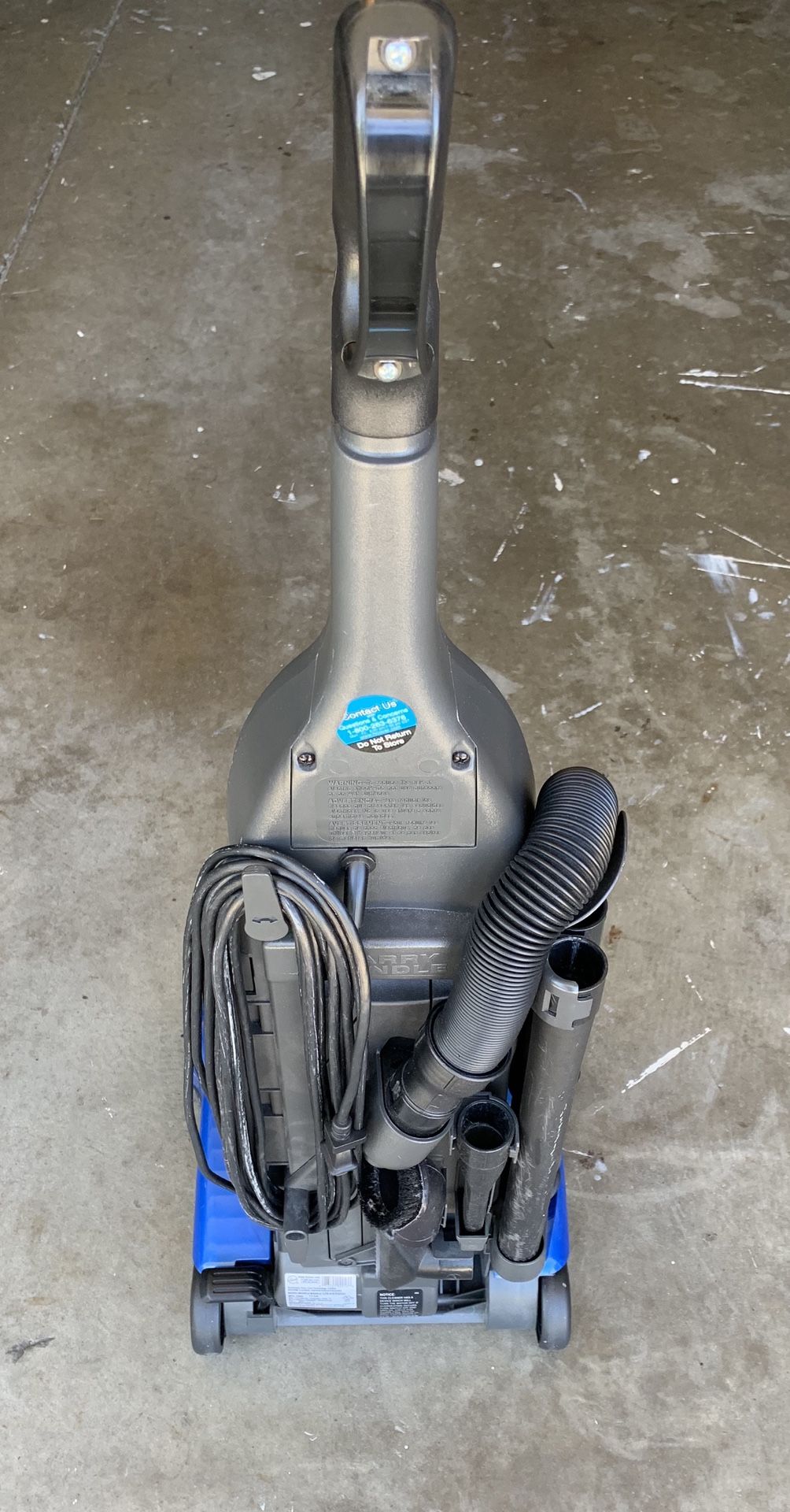 Hoover Windtunnel vacuum. Great condition.