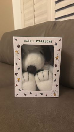 NEW Starbucks X Peanuts Snoopy Barista Plush Stuffed Animal