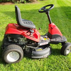 Troy Bilt  Riding Lawnmower 