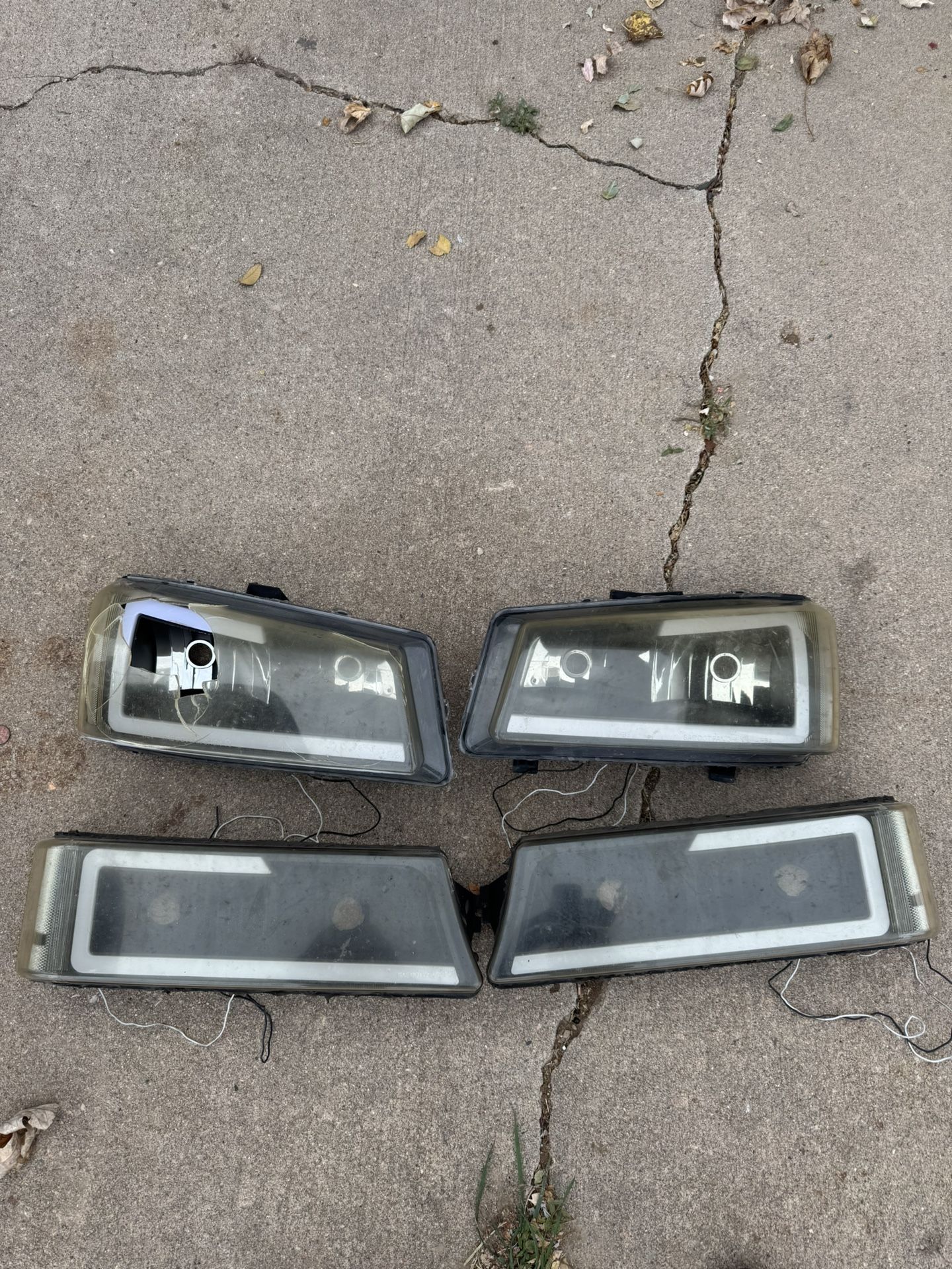 03-07 Silverado Cateye headlights