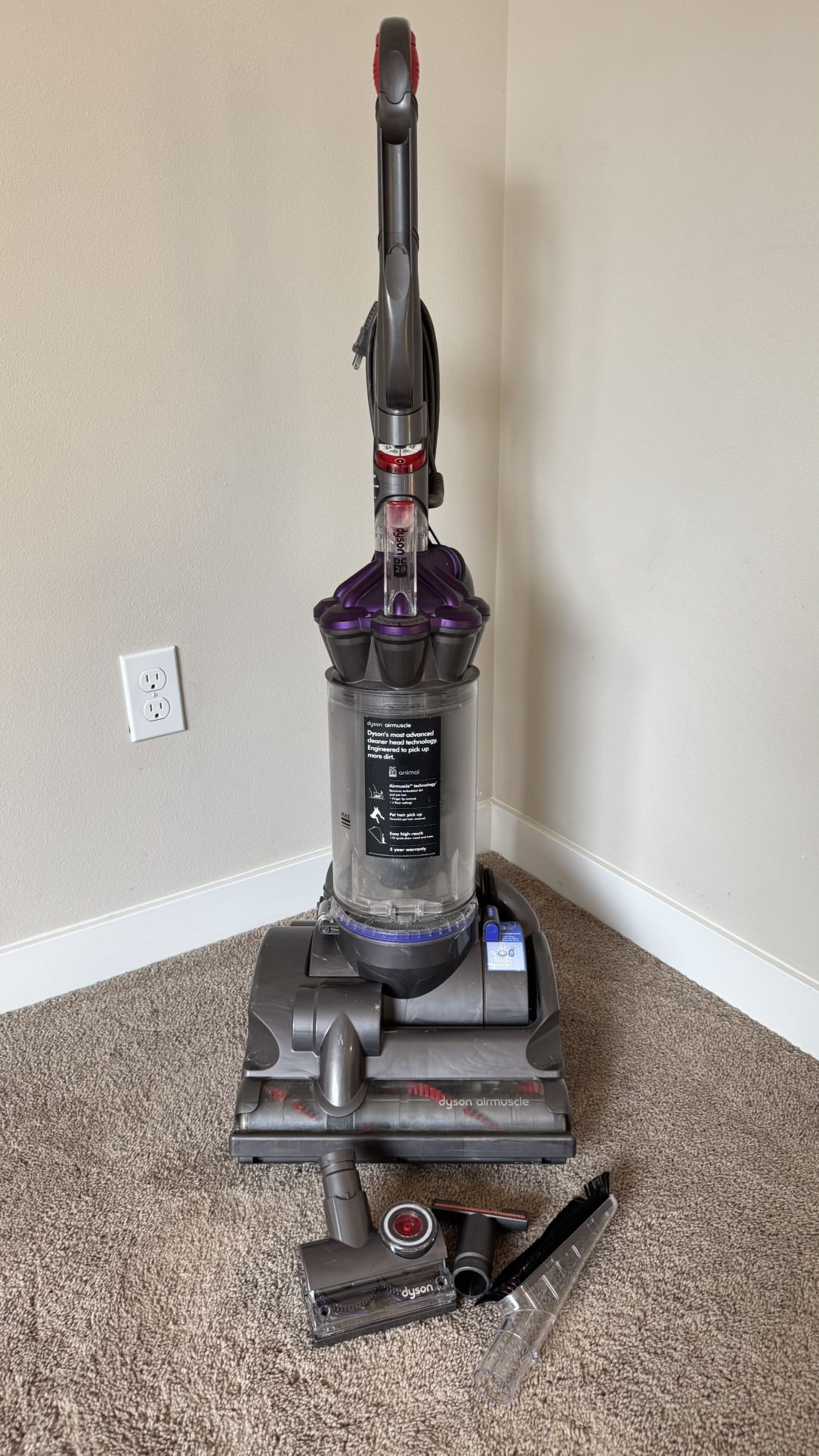 Dyson air muscle DS28 vacuum 🌺works great