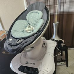 4Moms MamaRoo Baby Swing
