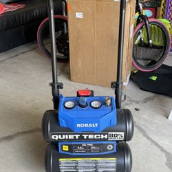 Kobalt 4.3-Gallon 150 PSI Portable Electric Quiet Air Compressor