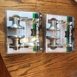 Kwikset Hall & Closet Door Knobs Full Set 