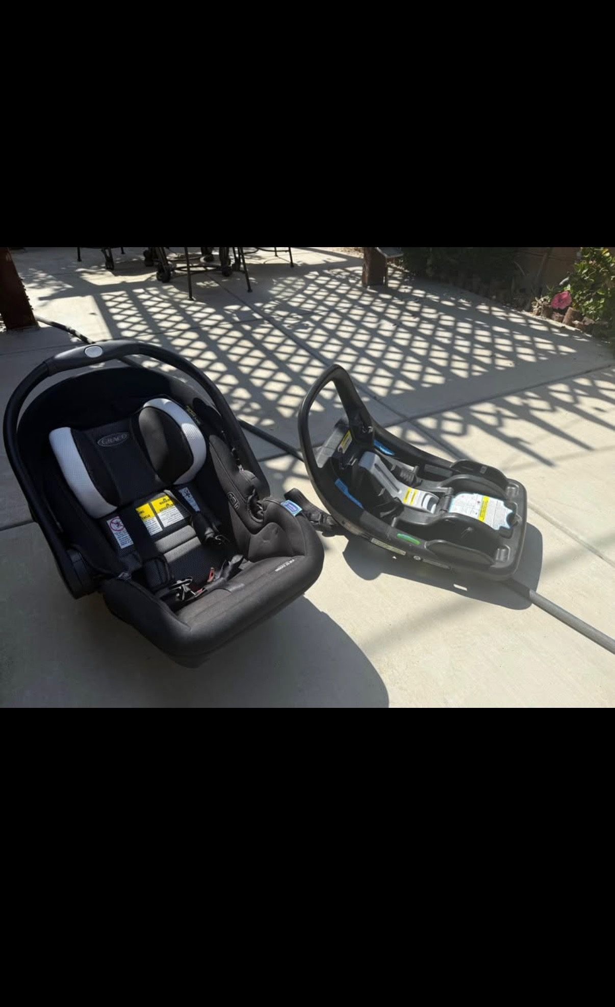 Graco Snugride Snugfit Car seat