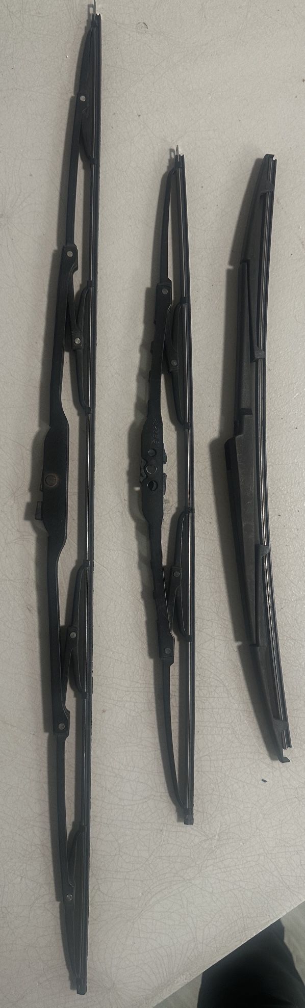 OEM 2004-2009 Toyota Prius Windshield Wiper Arms Set