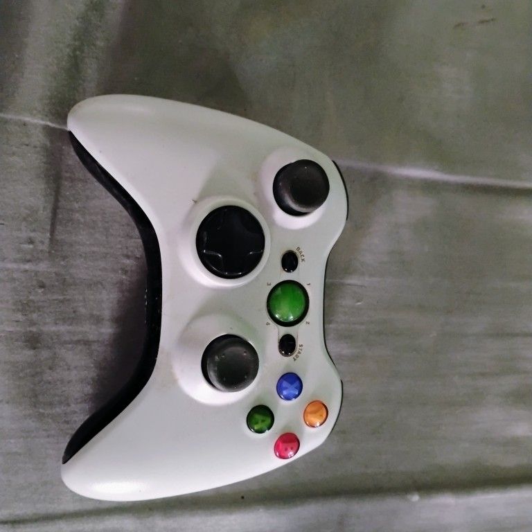 Xbox 360 Controller $10