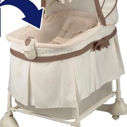 Bassinet And Pack N Play 