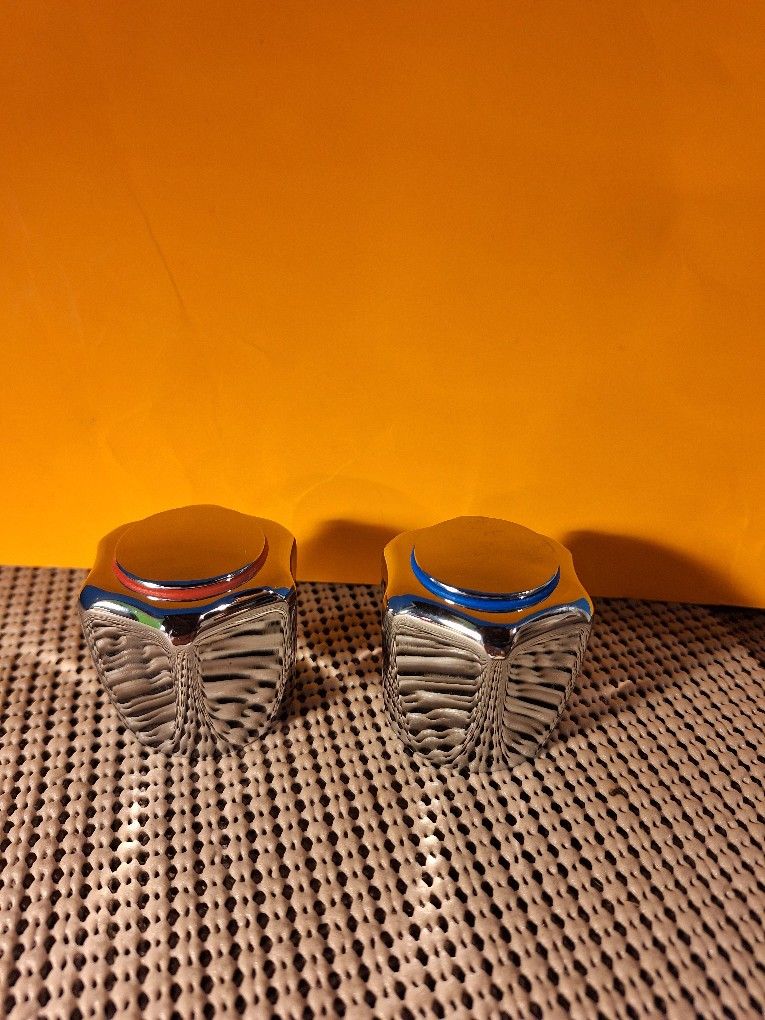 2 Pc Hot & Cold Faucet-$8.00 Set