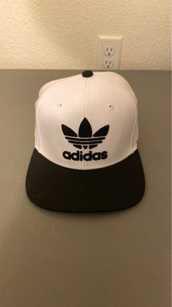 Snapback hat