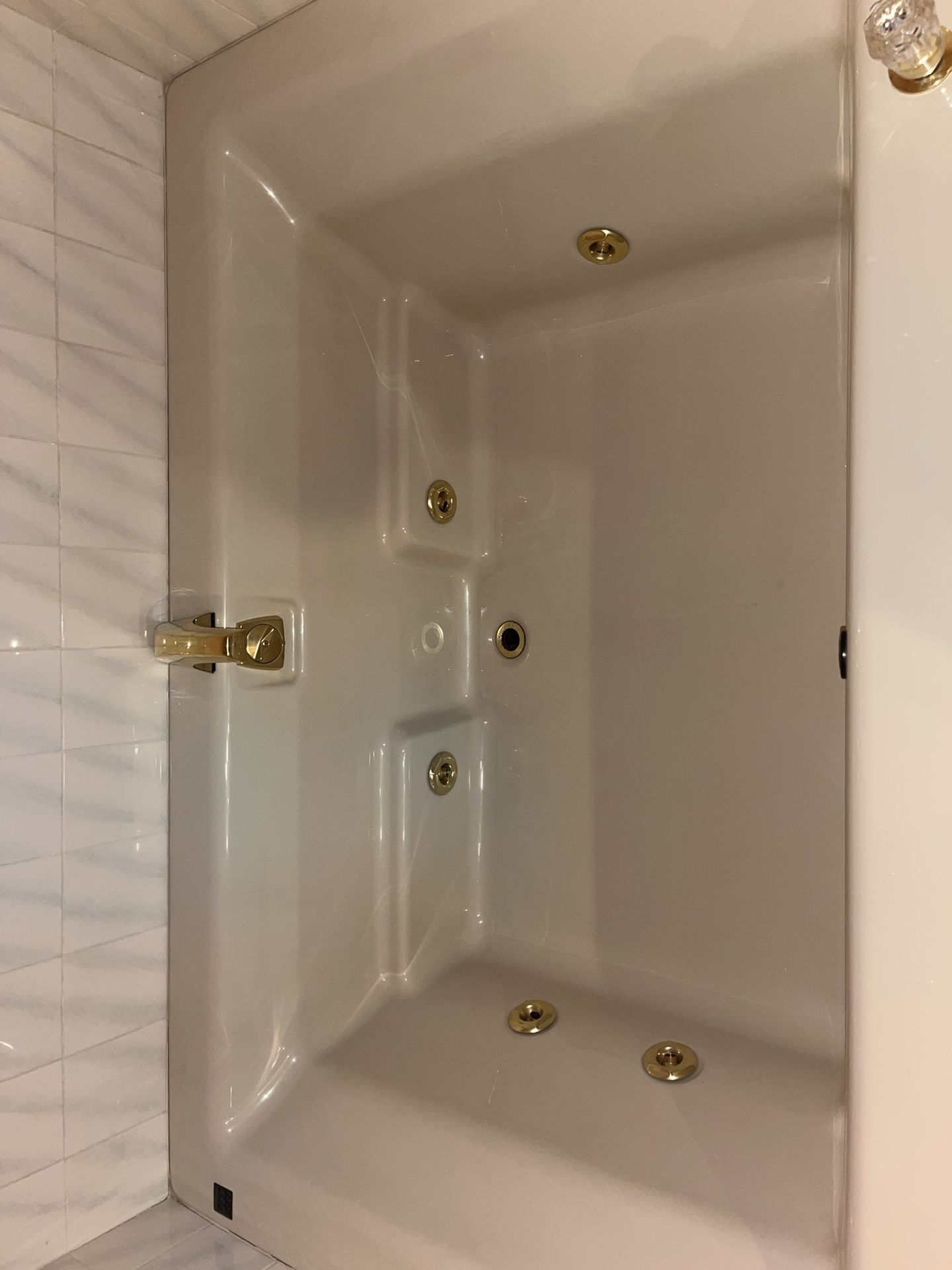 2 Person Jacuzzi Hot Tub
