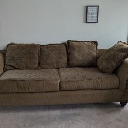 Beautiful Brown  Couch  W Throw pillows like New Must Sell Moving 