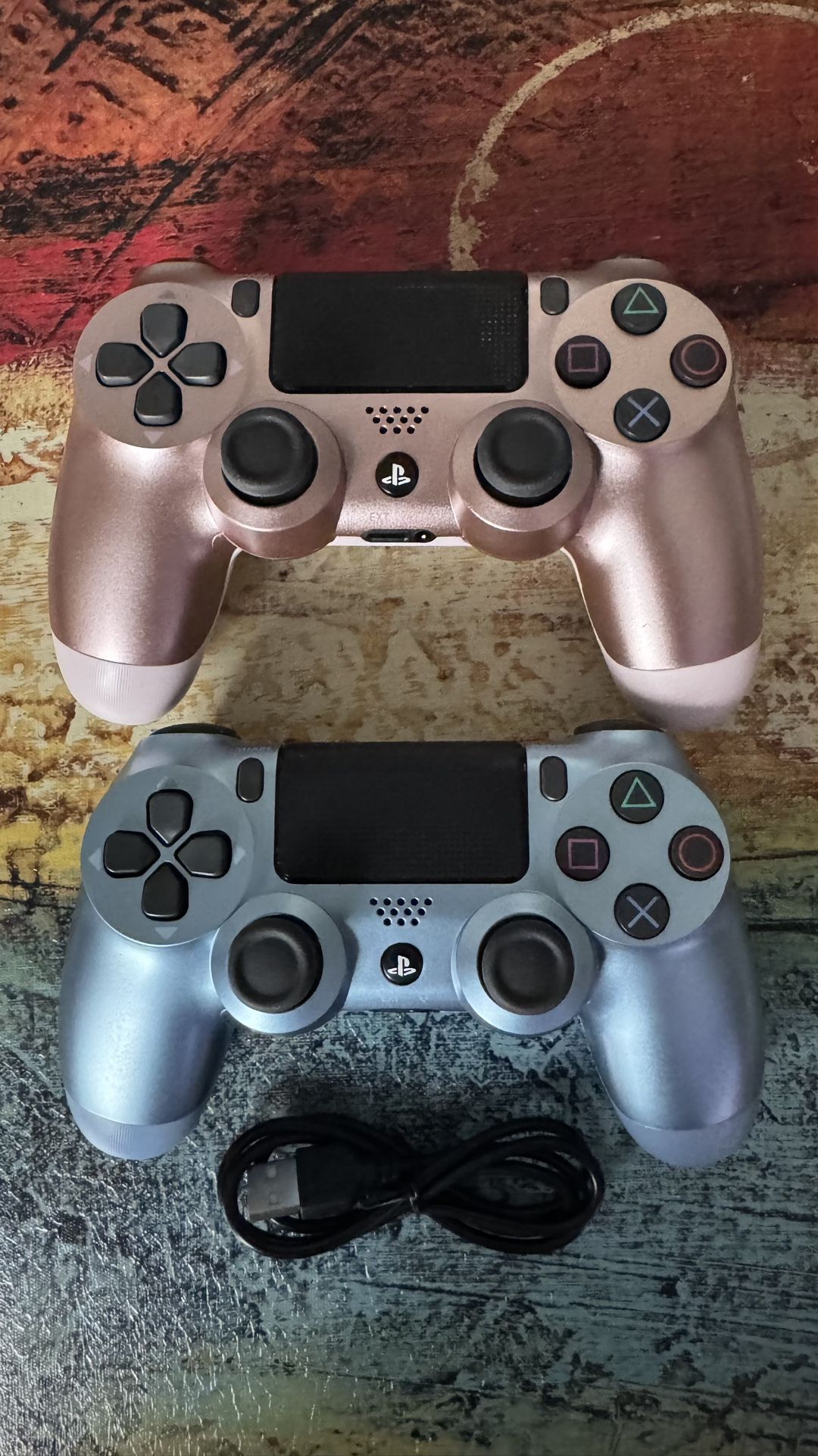 PS4 controller