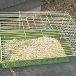Guinea pig/bunny cage And Glass Water Bottle 