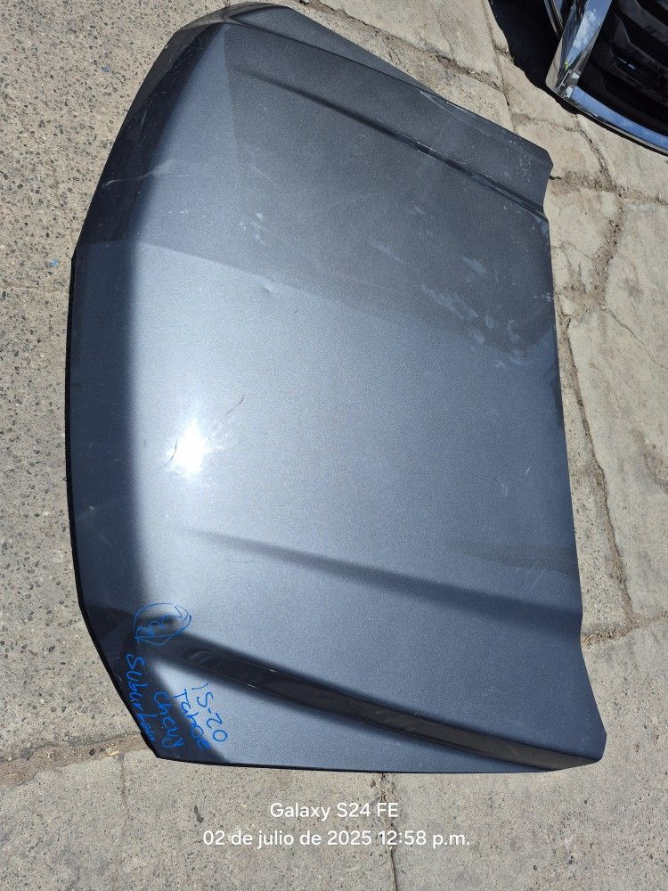 Chevy Tahoe Suburban Hood Oem