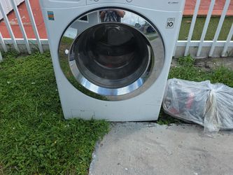LG Front Load Washer & Dryer Set – Steam – Works Great