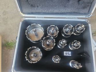 10 pc metal and stainless steel holesaw set