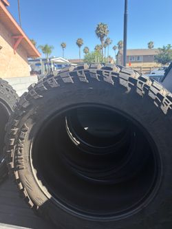 Mickey Thompson Tires 35s