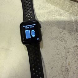 Apple Watch Series 4 