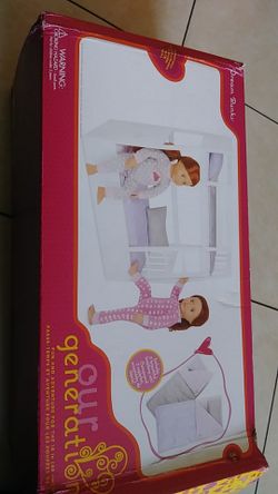 Literas nuevas son grandesitas, viene con cogines y almohadas todo completo.