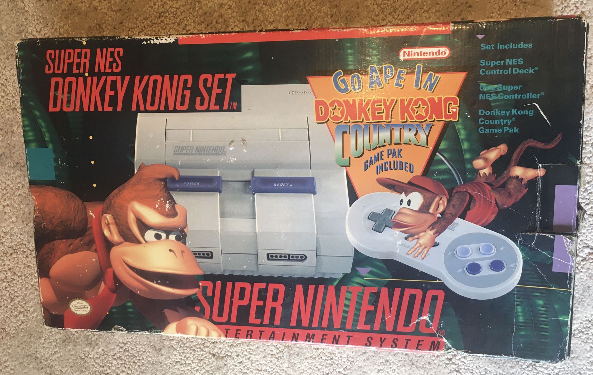 Super Nintendo SNES Donkey Kong Console Set