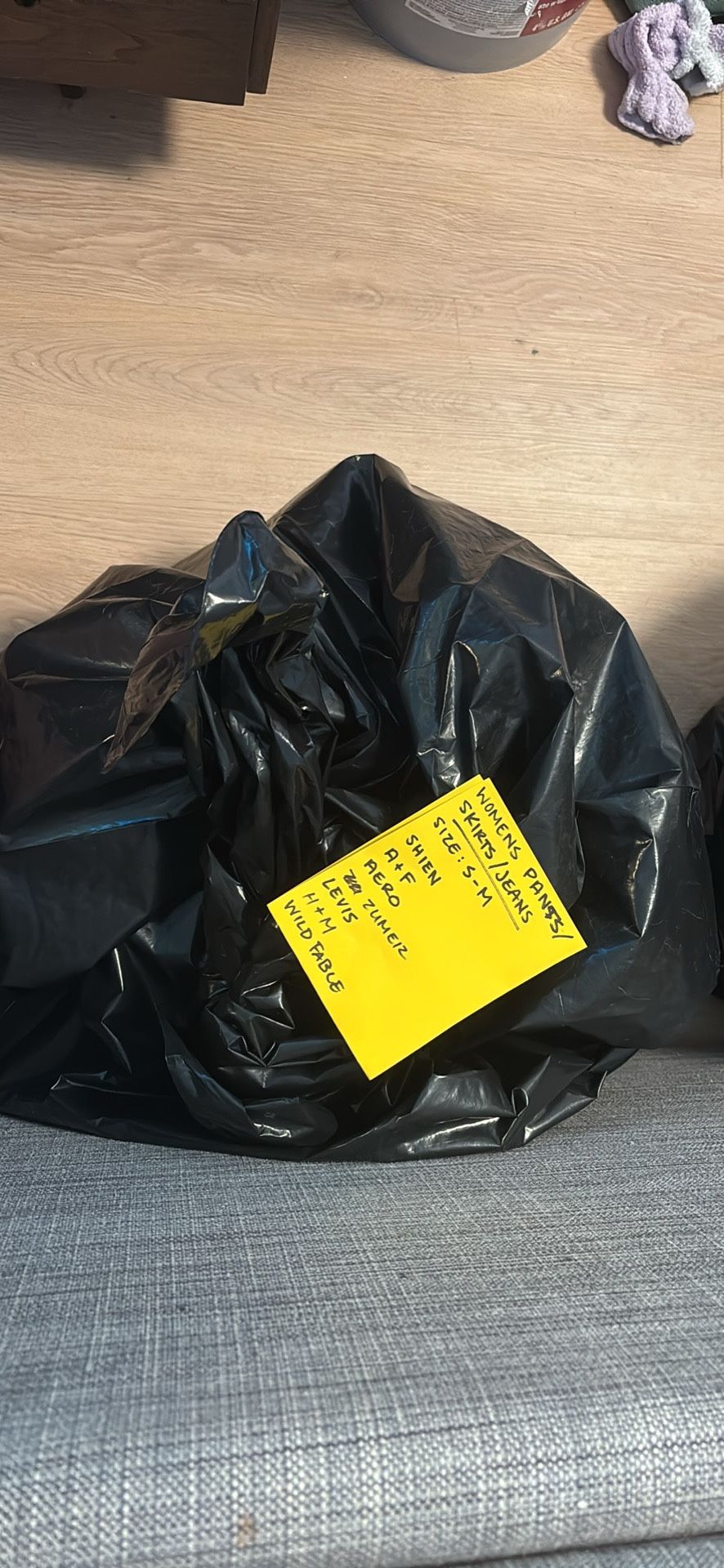 MYSTERY BAG - WOMANS JEANS/PANTS