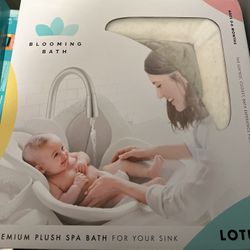 Blooming Bath Flower