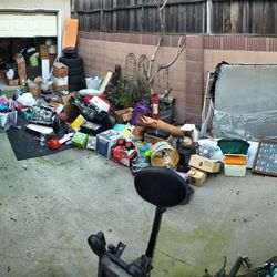 YARD SALE VINTAGE 7-12