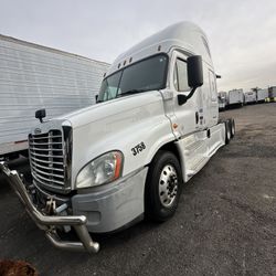 2018 Freightliner Cascadia