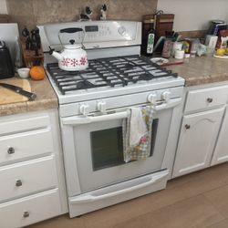 Whirlpool gas range