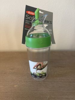 OXO softworks Salad Dressing Shaker 