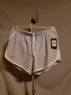 New Under Armor Womens Shorts (L)