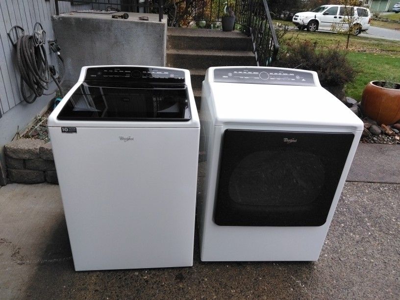 Washer and dryer 