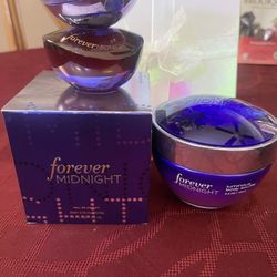 Bath And Body Perfume And Lotion Set  Limited Edition 