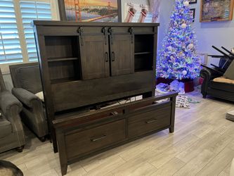 Solid Wood Queen Bed