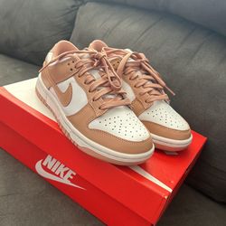 Nike Dunks