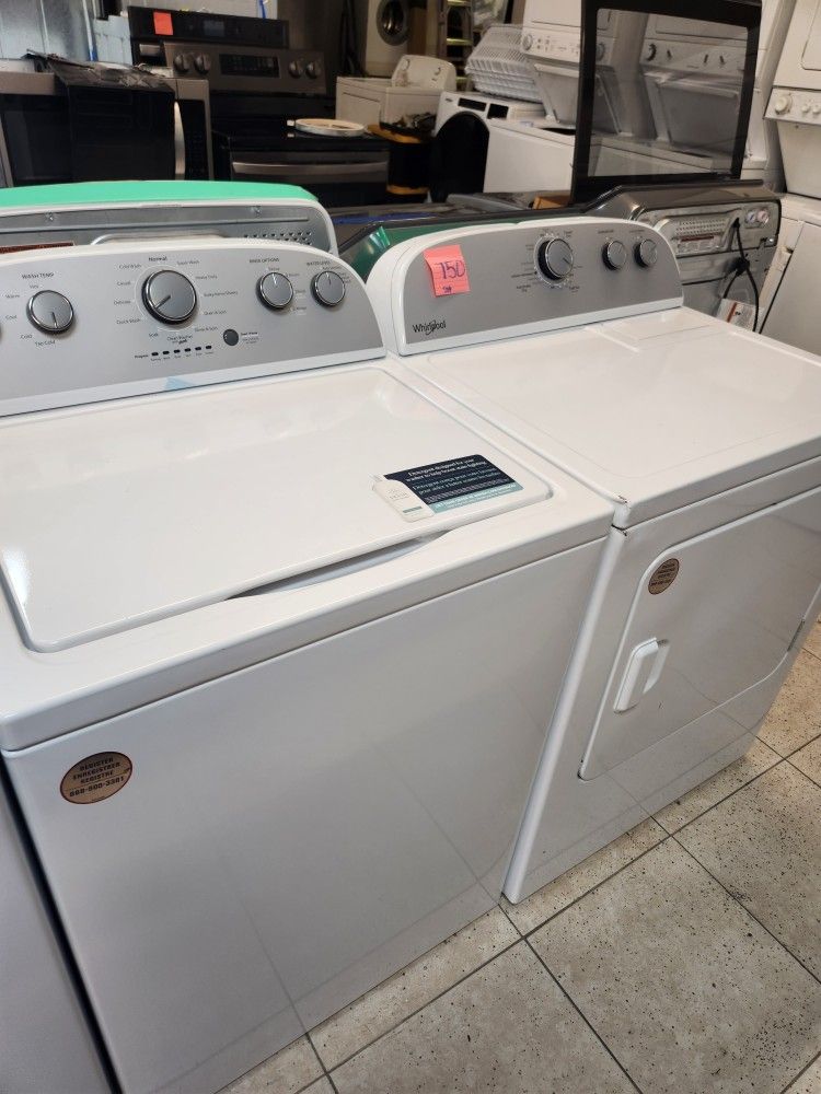 Whirlpool Washer And Dryer Set