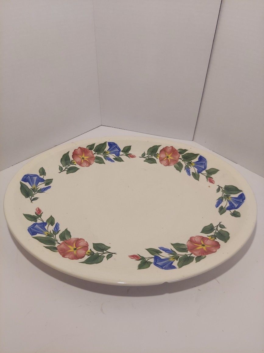 1940s Oval Platter, L-45, Shenandoah Home pattern, Paden City Pottery Company: 16″L 12¾”W
The Paden City Pottery Company
Background
Paden City Potter
