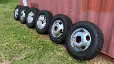 (6) F350 dually alluminum wheels