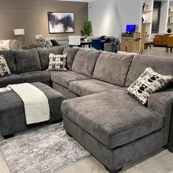 Ballinasloe Smoke Gray Huge U Shaped Sectional Couch With Chaise Living Room 