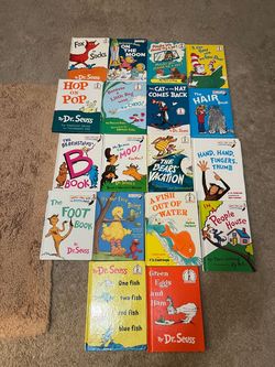 18 vintage sr Seuss books